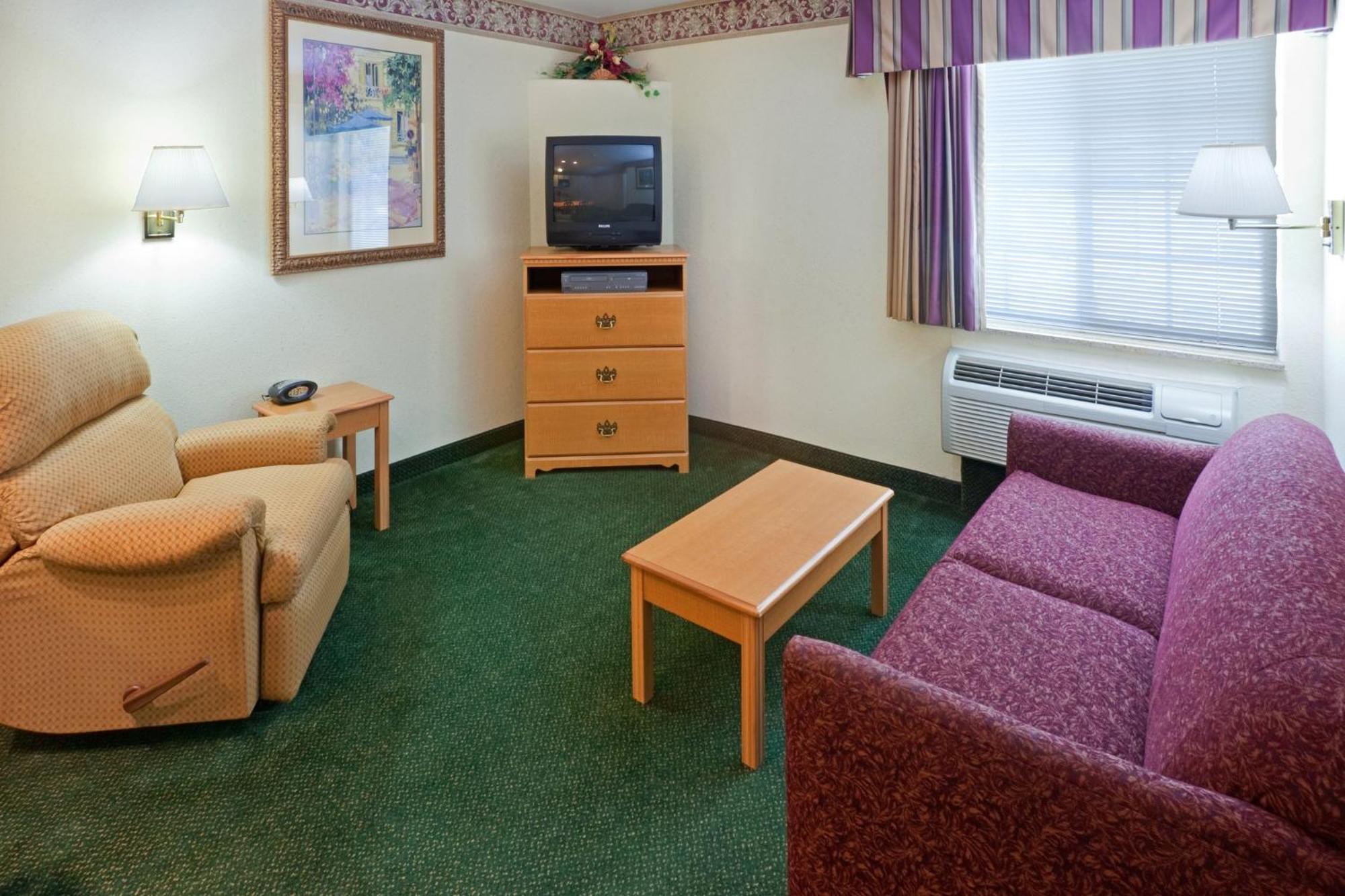 Candlewood Suites Tyler By Ihg Exterior photo