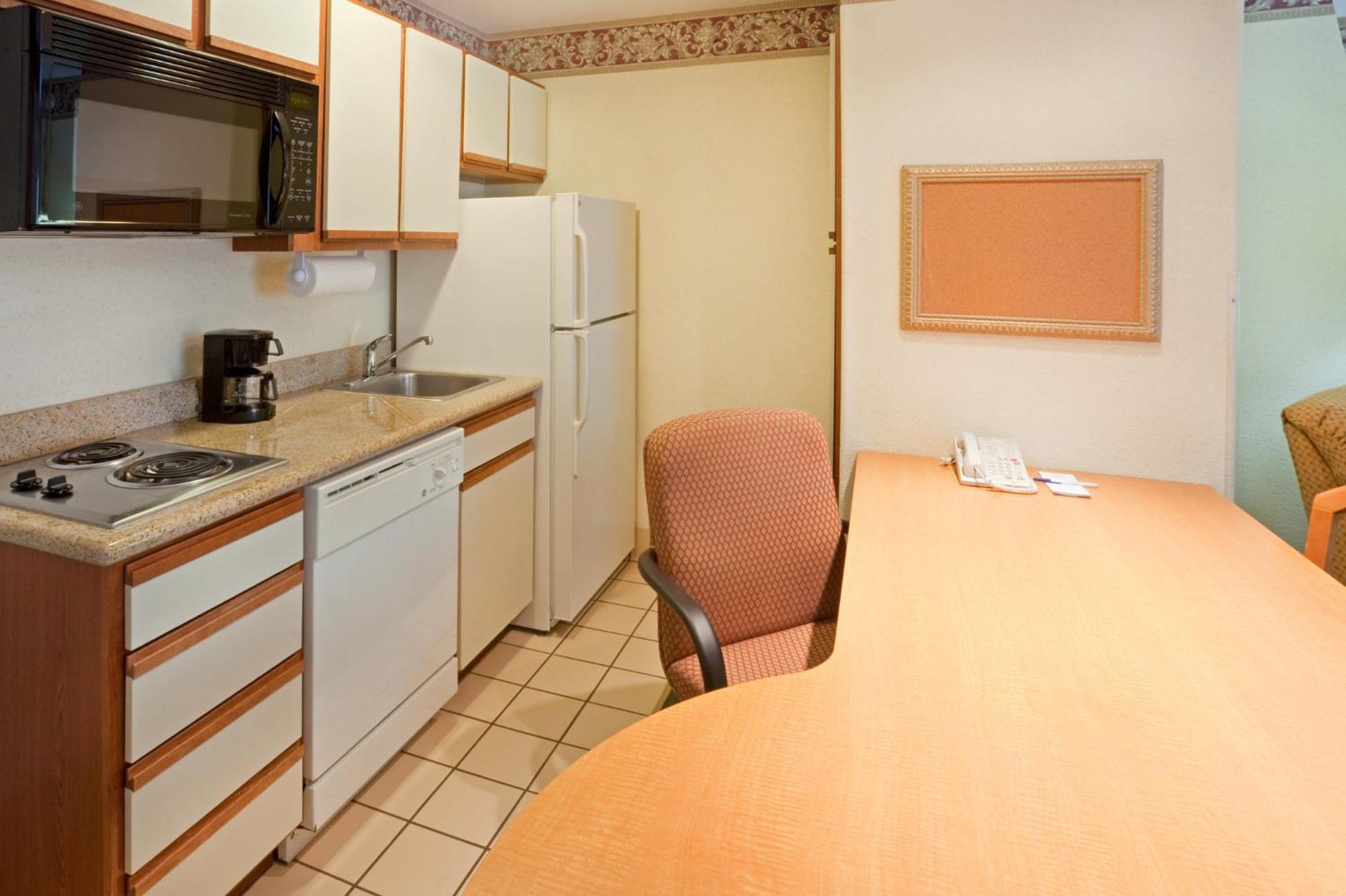 Candlewood Suites Tyler By Ihg Exterior photo
